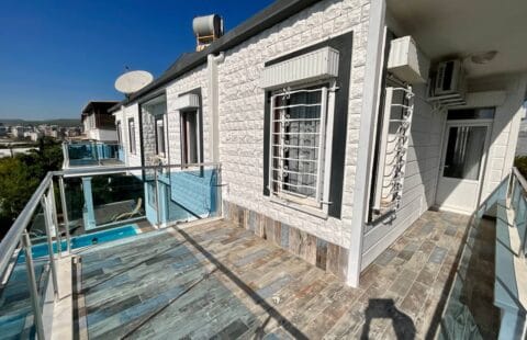 Cozy 3-Bedroom Villa with Sea Views in Türkler, Alanya