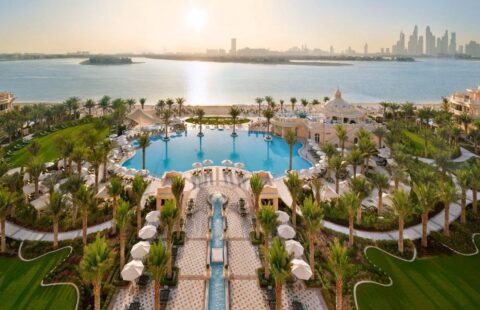 Scenic Views | Burj and Fountain Views | Ready to Move In - Premium Dubai Location