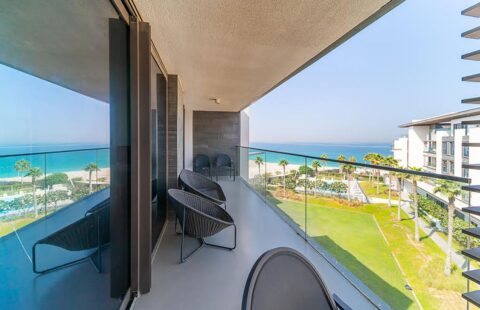 Ultra Luxurious | Exclusive Address | Amazing Deal - Real Estate Opportunity in Dubai