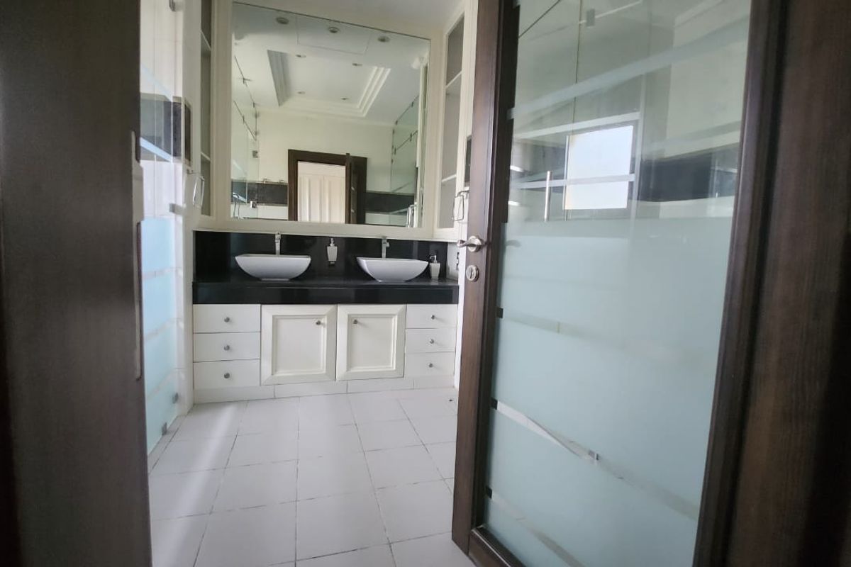 Wohnung 5 Schlafzimmer 1 371 m² Dubai, Vereinigte Arabische Emirate