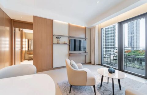 Scenic Views | Exclusive Upgraded 2BR | Full Marina View - Premium Dubai Location