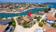 Houses for sale in Cesme Izmir in İzmir with 284 m² of space.