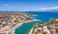 Houses for sale in Cesme Izmir in İzmir with 284 m² of space.