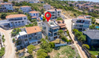 Houses for sale in Cesme Izmir in İzmir with 284 m² of space.