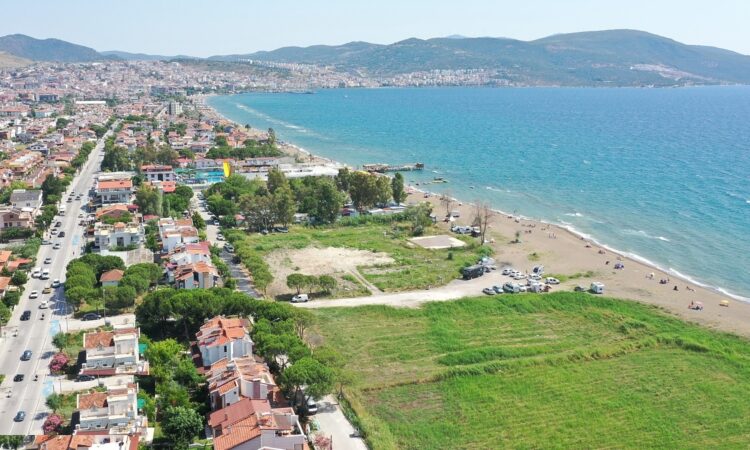 Apartments for sale in Dikili Izmir in İzmir with 41 m² of space.