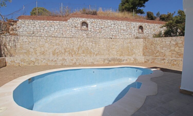 Houses for sale in Benalmádena Málaga in Málaga with 694 m² of space.