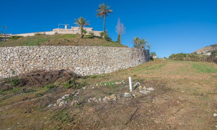 Houses for sale in Benalmádena Málaga in Málaga with 595 m² of space.