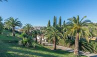 Houses for sale in Benalmádena Málaga in Málaga with 595 m² of space.