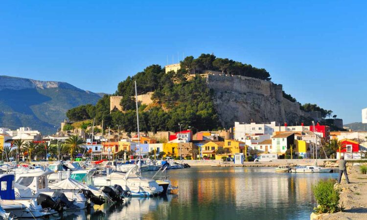 Apartments for sale in Dénia Alicante in Alicante with 80 m² of space.