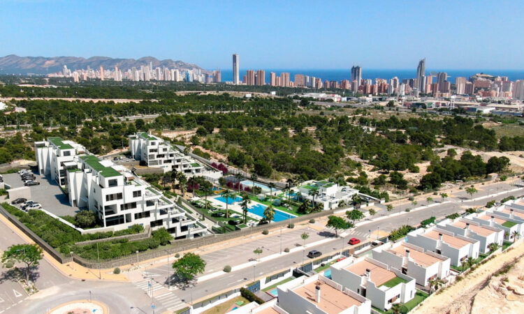 Apartments for sale in Finestrat Alicante in Alicante with 134 m² of space.