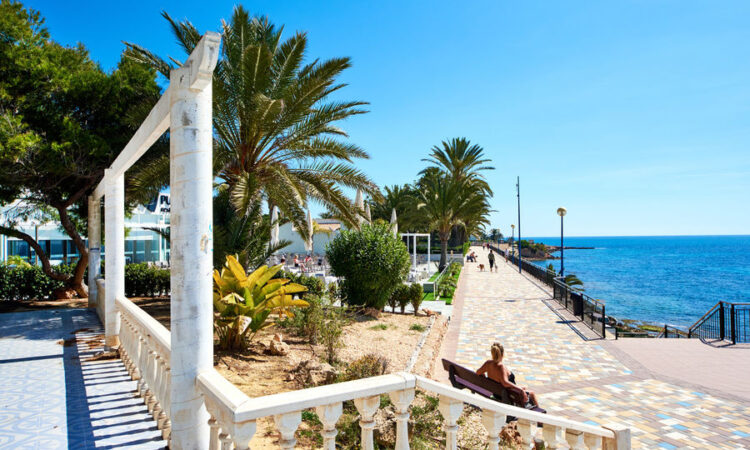 Apartments for sale in Orihuela Alicante in Alicante with 88 m² of space.