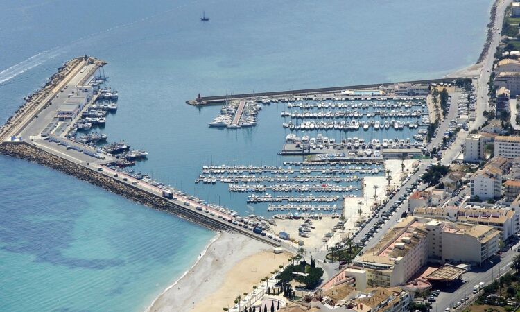 Apartments for sale in Altea Alicante in Alicante with 104 m² of space.