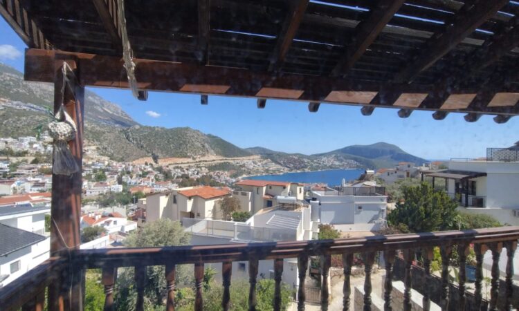 Apartments for sale in Kas Antalya in Antalya with 77 m² of space.