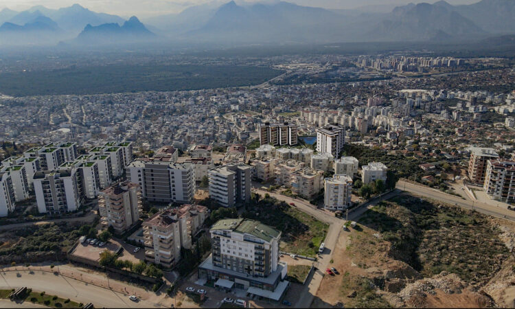 Apartments for sale in Kepez Antalya in Antalya with 155 m² of space.