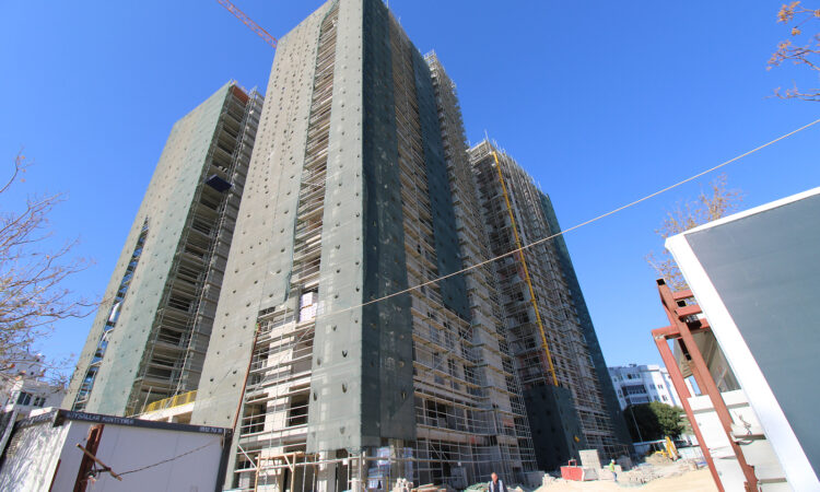 Apartments for sale in Muratpasa Antalya in Antalya with 170 m² of space.