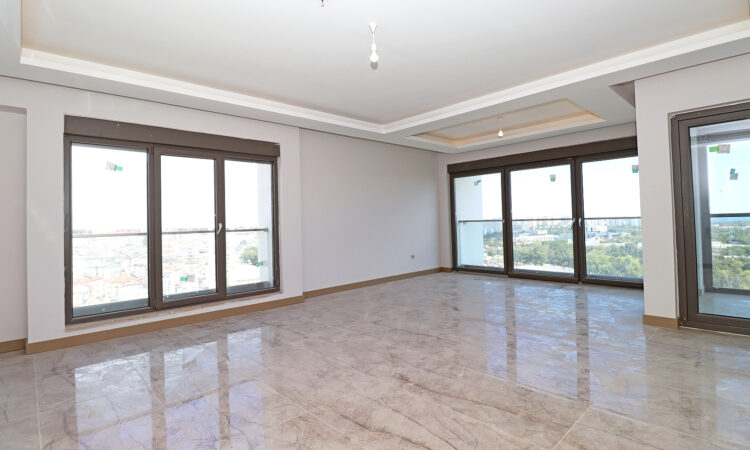 Apartments for sale in Kepez Antalya in Antalya with 160 m² of space.