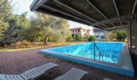 Houses for sale in Dosemealti Antalya in Antalya with 330 m² of space.