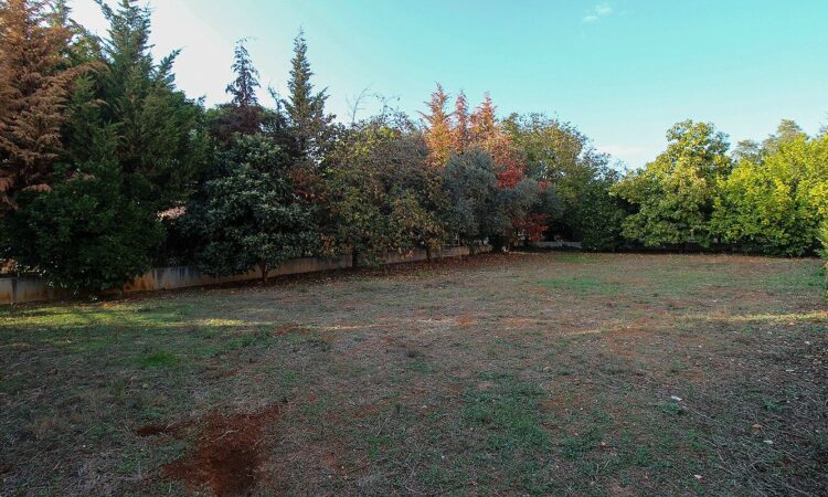 Houses for sale in Dosemealti Antalya in Antalya with 330 m² of space.