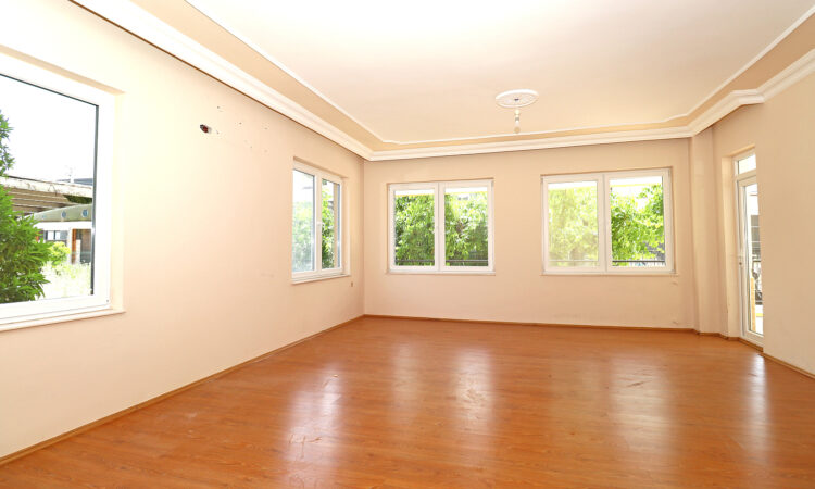 Houses for sale in Dosemealti Antalya in Antalya with 330 m² of space.