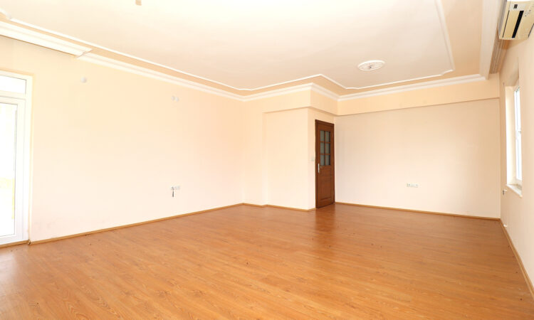 Houses for sale in Dosemealti Antalya in Antalya with 330 m² of space.