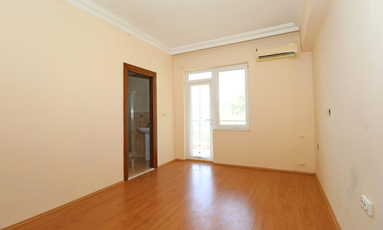 Houses for sale in Dosemealti Antalya in Antalya with 330 m² of space.