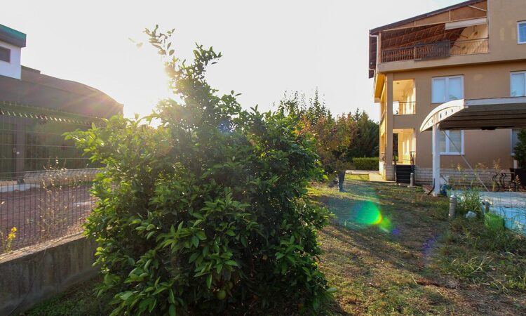 Houses for sale in Dosemealti Antalya in Antalya with 330 m² of space.