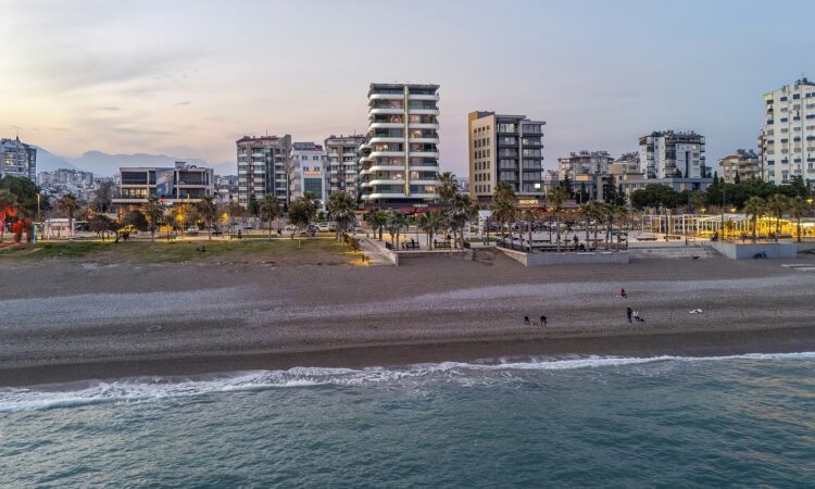 Apartments for sale in Konyaalti Antalya in Antalya with 88 m² of space.