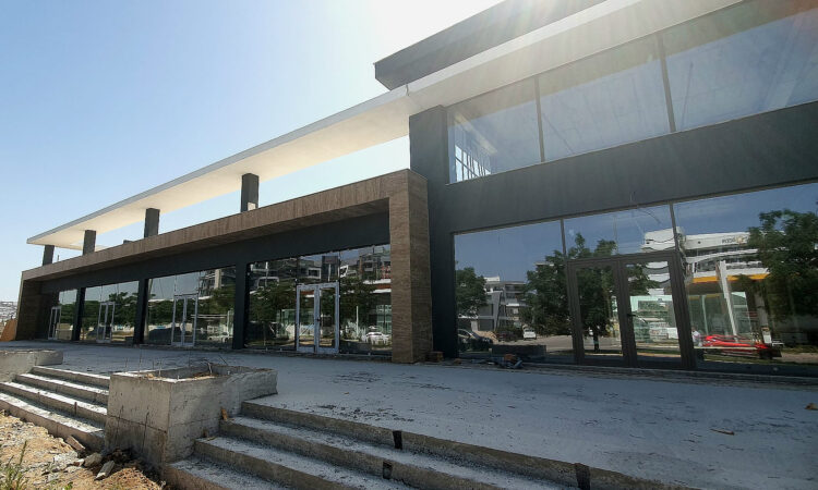 Commercial for sale in Aksu Antalya in Antalya with 220 m² of space.