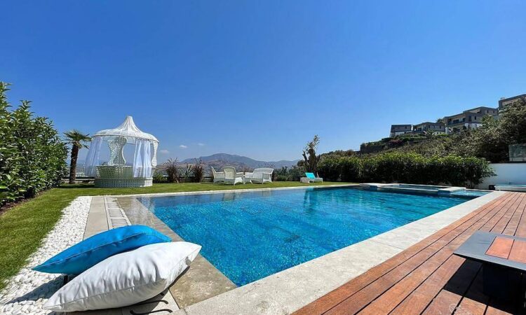 Houses for sale in Bodrum Mugla in Muğla with 300 m² of space.