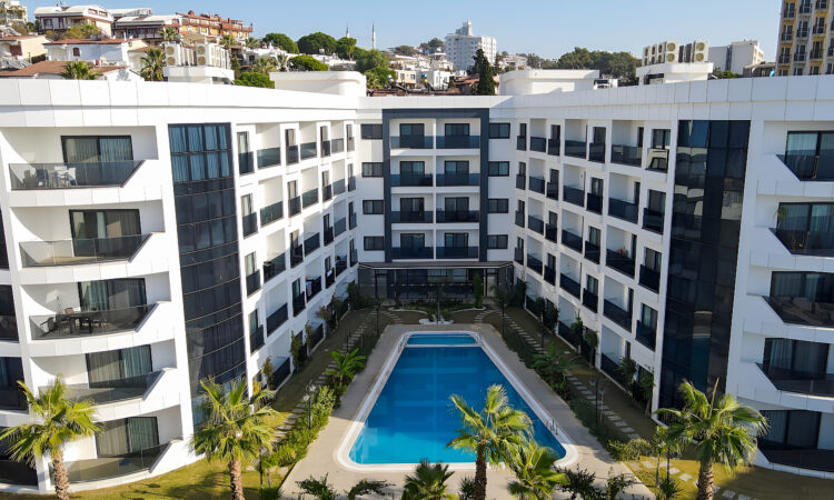 Apartments for sale in Kusadasi Aydin in Aydın with 60 m² of space.