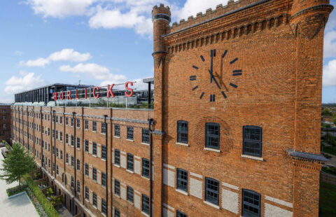 Luxury 2-Bedroom Apartment in Berkshire, Slough