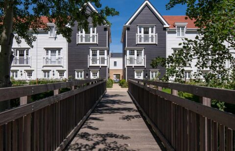 Modern Apartments in Reading Serene Lakeside Living London