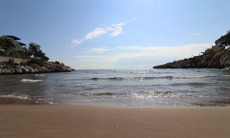 Apartments for sale in Erdemli Mersin in Mersin with 98 m² of space.