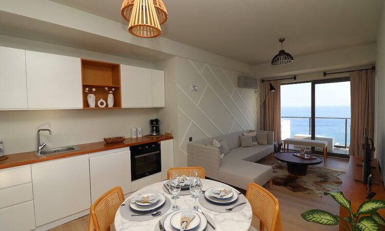 Apartments for sale in Erdemli Mersin in Mersin with 98 m² of space.