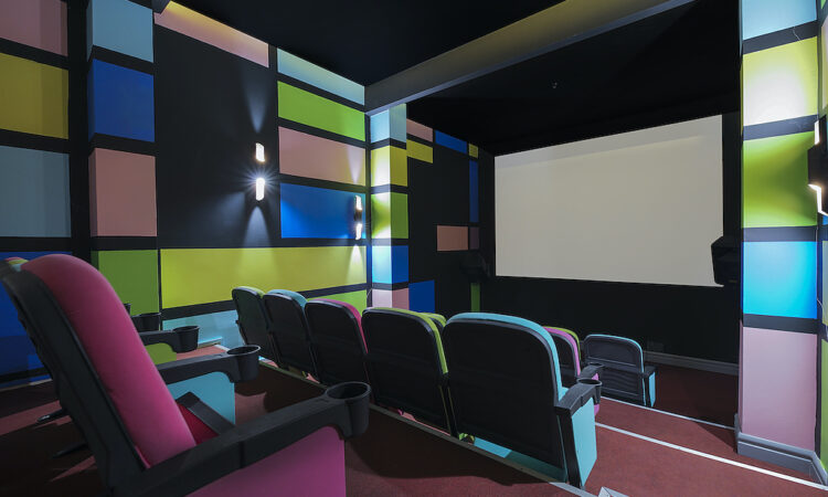 Apartments for sale in Erdemli Mersin in Mersin with 98 m² of space.