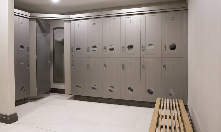 Apartments for sale in Bakirkoy Istanbul in İstanbul with 85 m² of space.