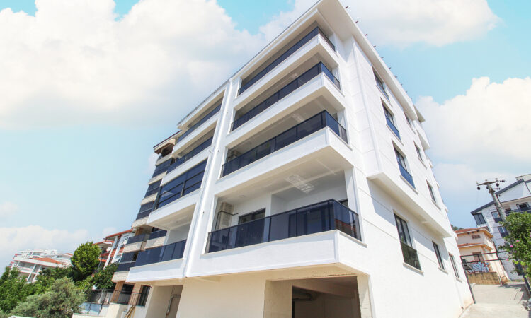 Apartments for sale in Armutlu Yalova in Yalova with 140 m² of space.