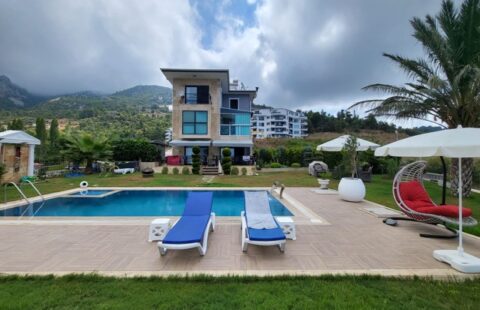 Charming Villa in Mahmutlar Alanya With Beautiful Sea View