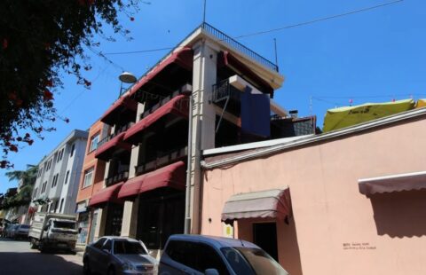 Sea View Café on a Busy Street in Fatih, İstanbul