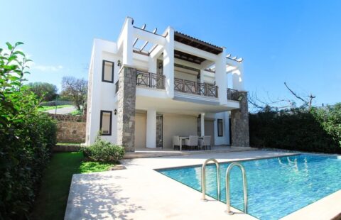 Luxury Detached Furnished Villa Near Yalıkavak Marina in Bodrum