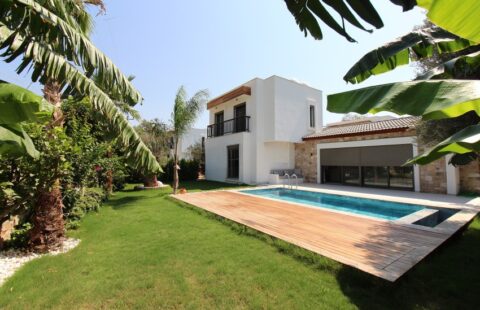 Stylish Detached Houses with Private Pool and Garden in Bodrum