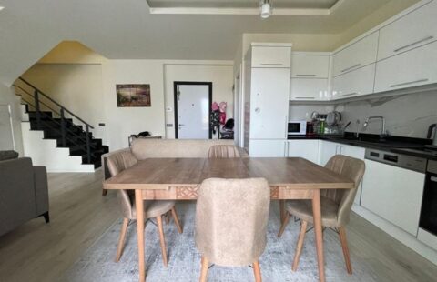 Luxurious 2+1 Duplex in the Heart of Alanya – Steps Away from Cleopatra Beach