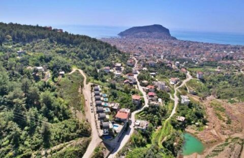 Elegant Villa with Private Pool and Cinema Room Luxury Living in Alanya