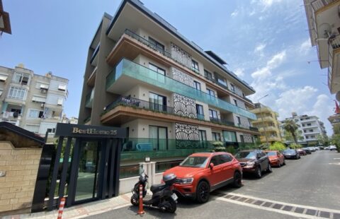 Exclusive 2+1 Penthouse Apartment in Cleopatra, Alanya – Steps from the Beach