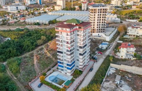 Furnished 2-Bedroom Apartment with Sea Proximity and Amenities in Mahmutlar, Alanya