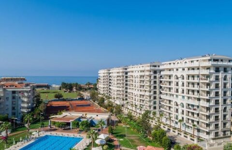 Luxury Furnished 3-Bedroom Apartment in Alanya Oba – 5-Star Hotel Concept with Sea View