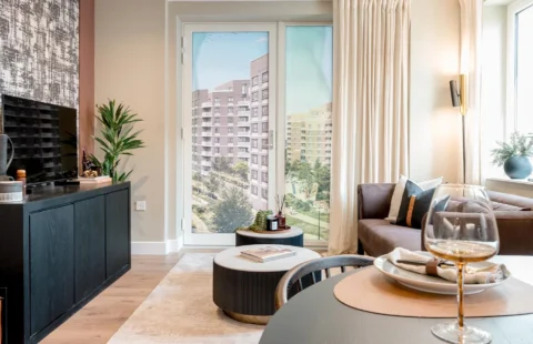 Spacious 2-Bedroom Apartment in Plumstead, London