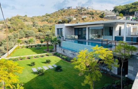 Exclusive Detached Villas with Private Gardens Near Yalıkavak Marina, Bodrum