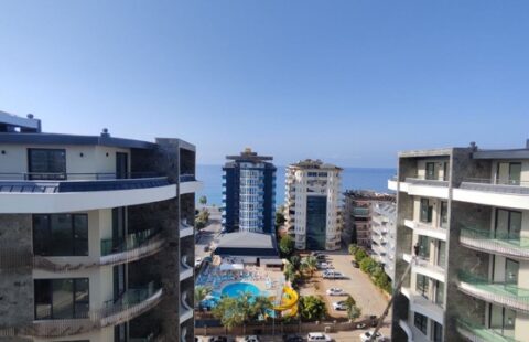 Stylish 1+1 Apartment in Tosmur – Modern Living Just Steps from the Beach