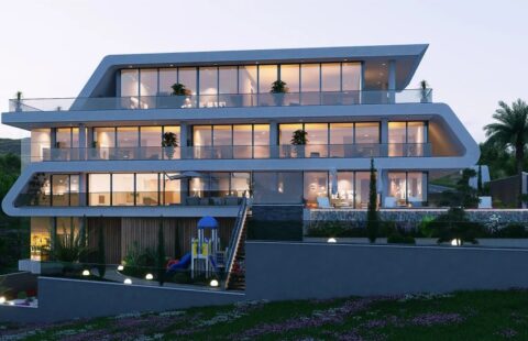 Luxury Detached Villa with Panoramic Sea and Castle Views in Alanya